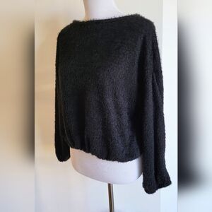 Women's Jennifer Lopez Cropped Black Fuzzy Eyelash Knit Pullover Sweater Size L